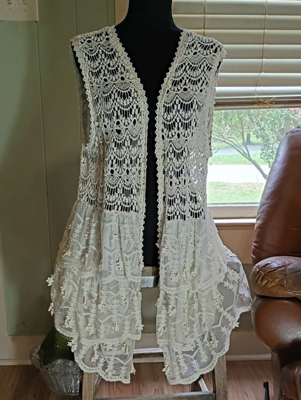 Lady Noiz White Crochet Lace Open Front Vest Cardigan